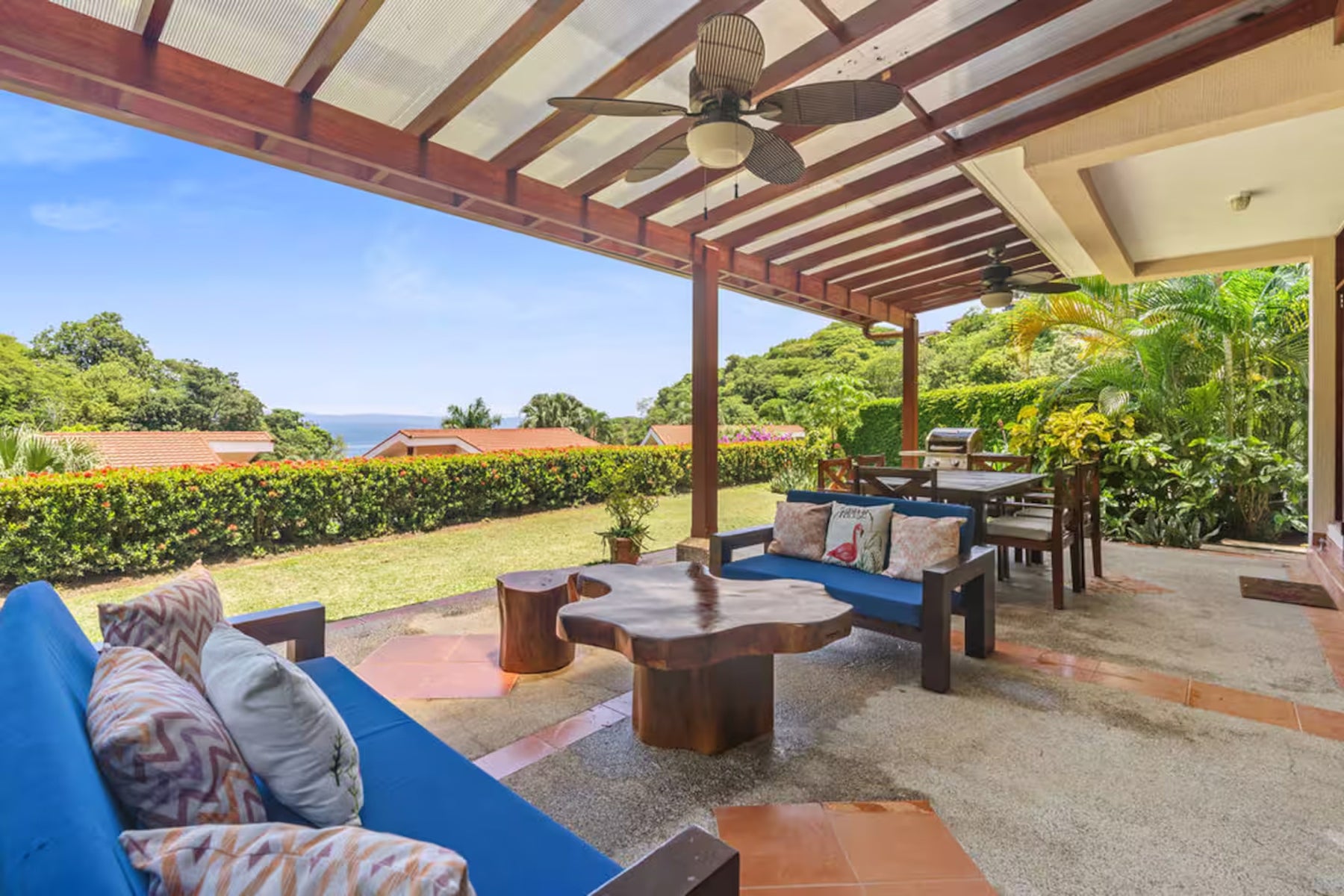 Beachfront Ocean View Villa — photo 6 of 19