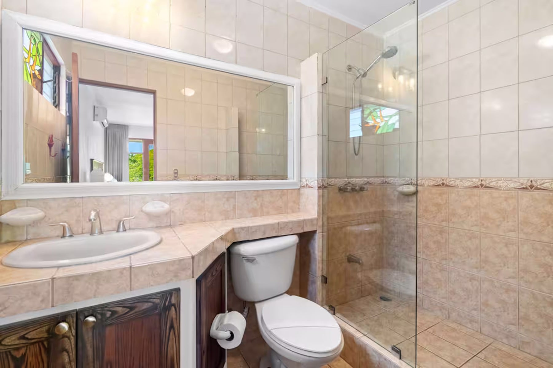 Beachfront Ocean View Villa — photo 10 of 19