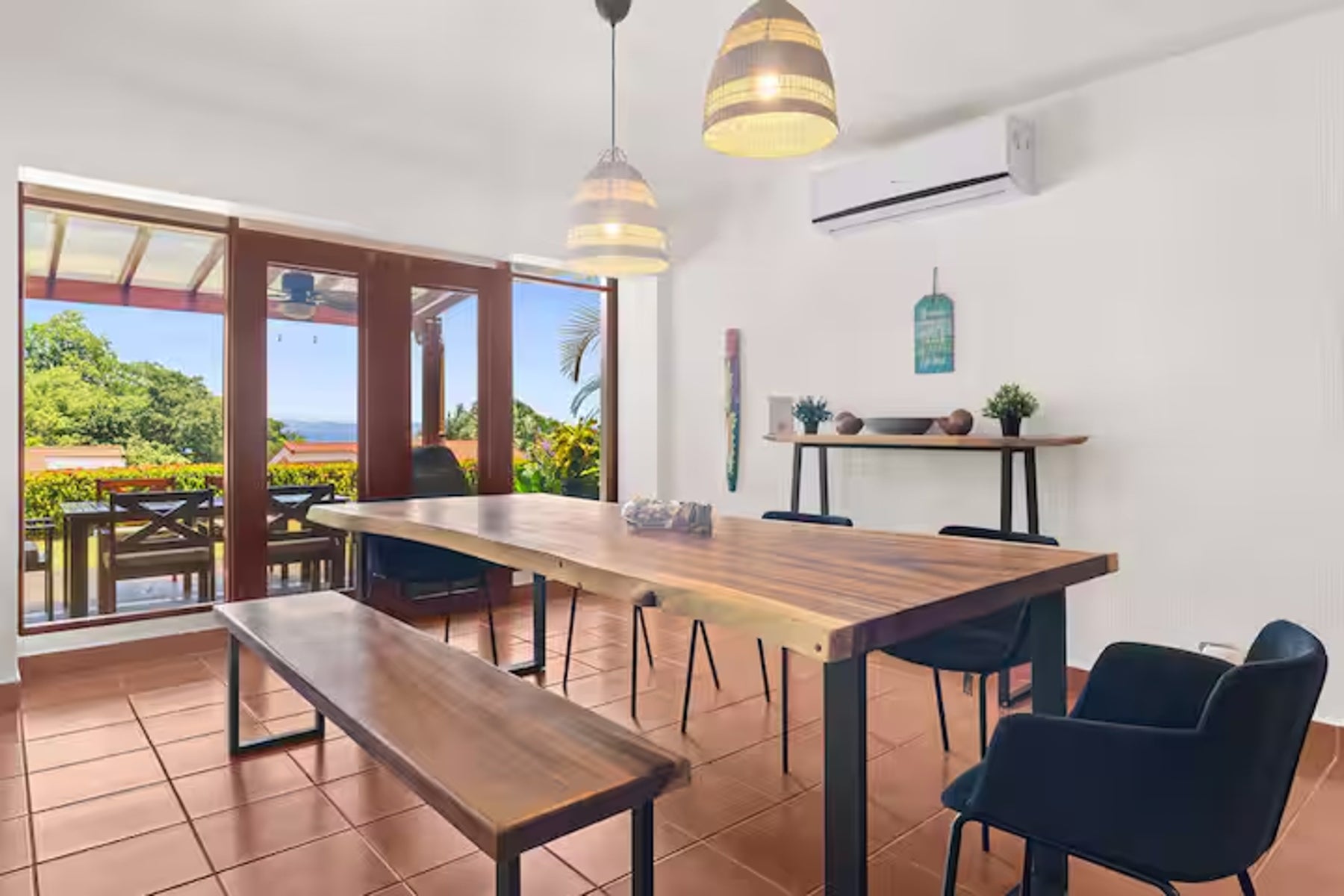 Beachfront Ocean View Villa — photo 11 of 19