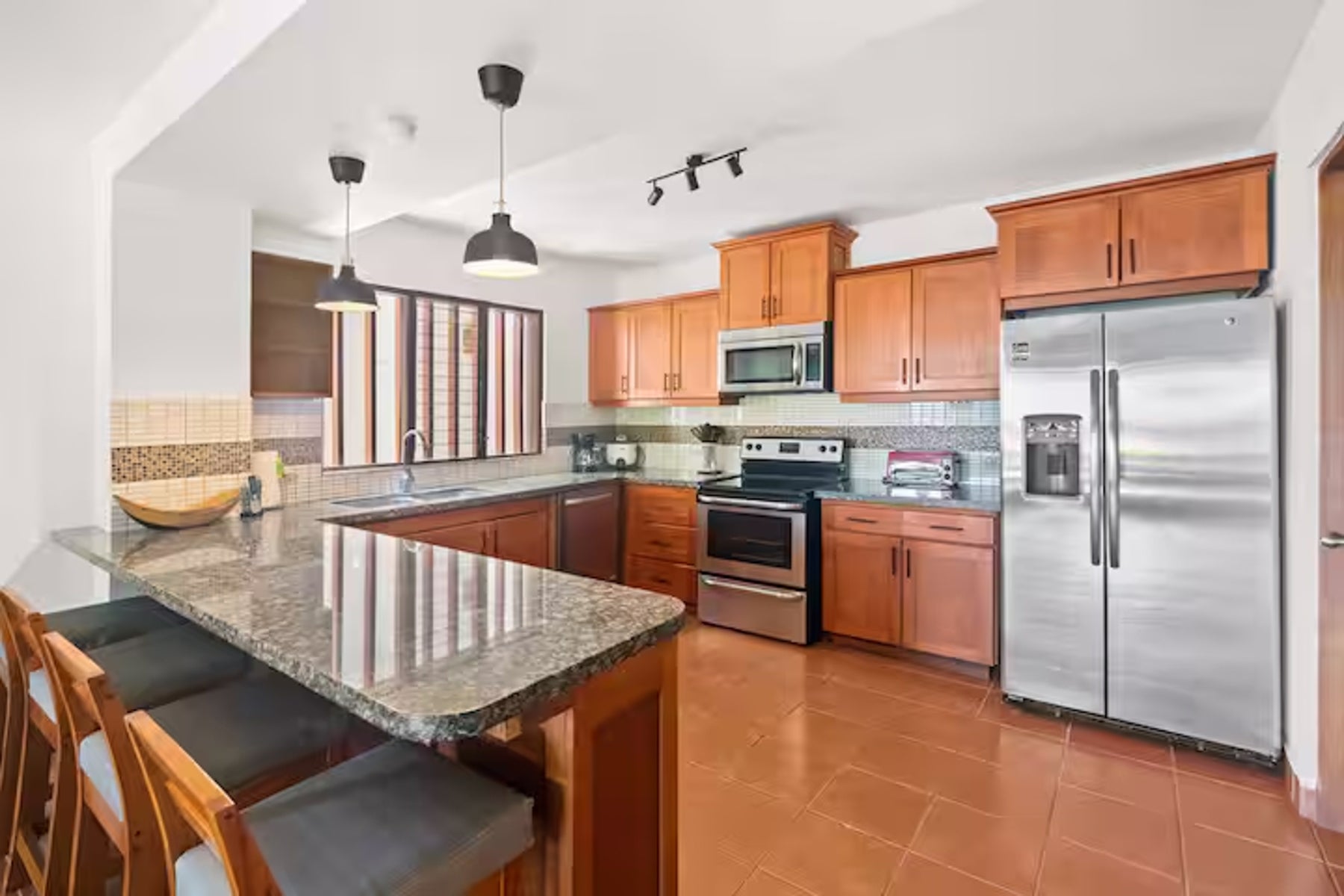 Beachfront Ocean View Villa — photo 12 of 19
