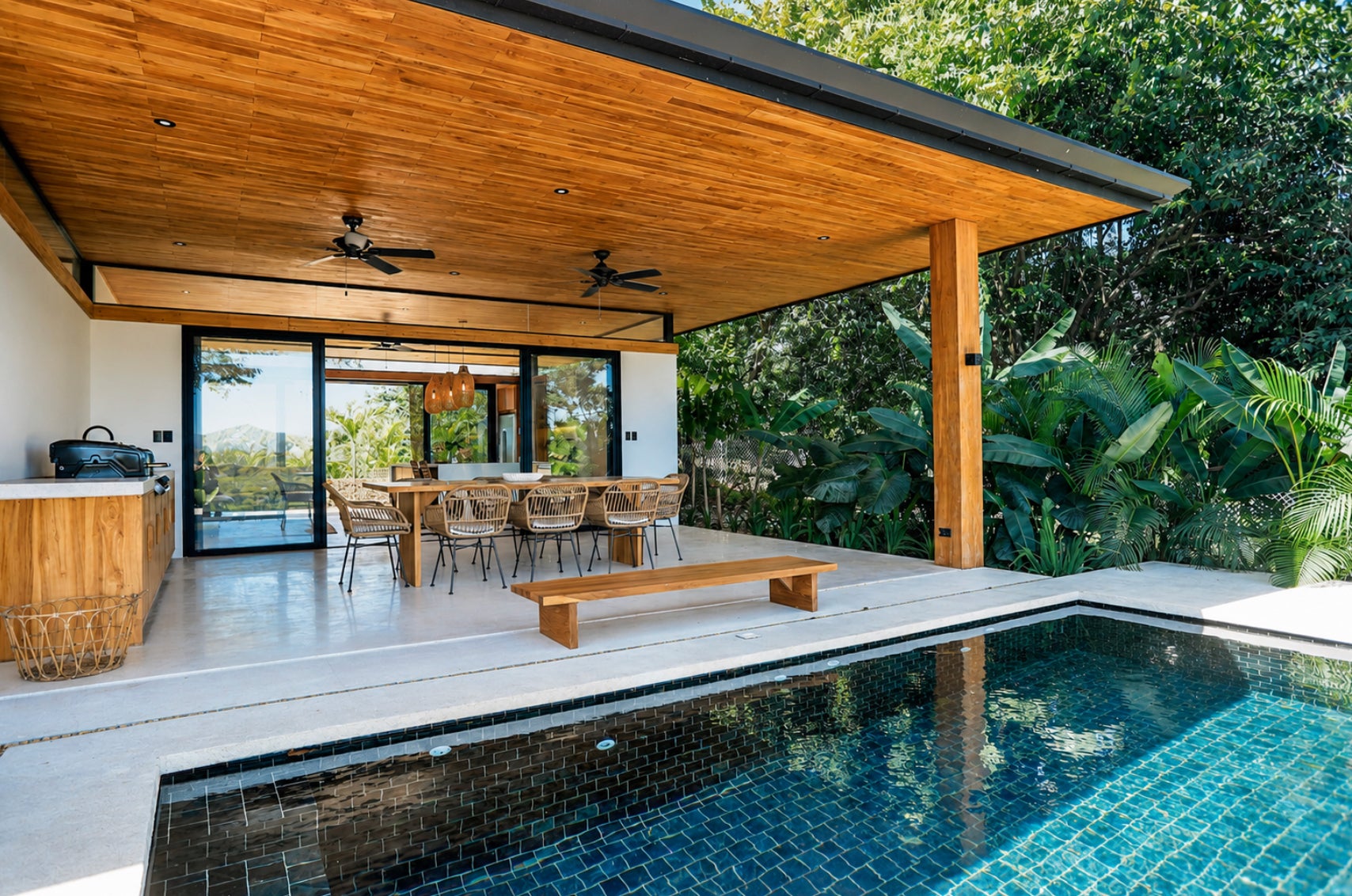 Tropical Modern Home with Expansive Valley Views — photo 14 of 19