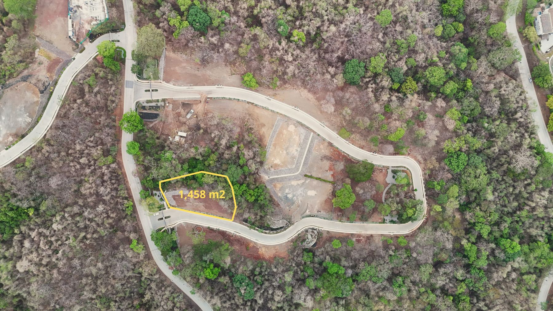Luxury Private Lot — photo 2 of 14