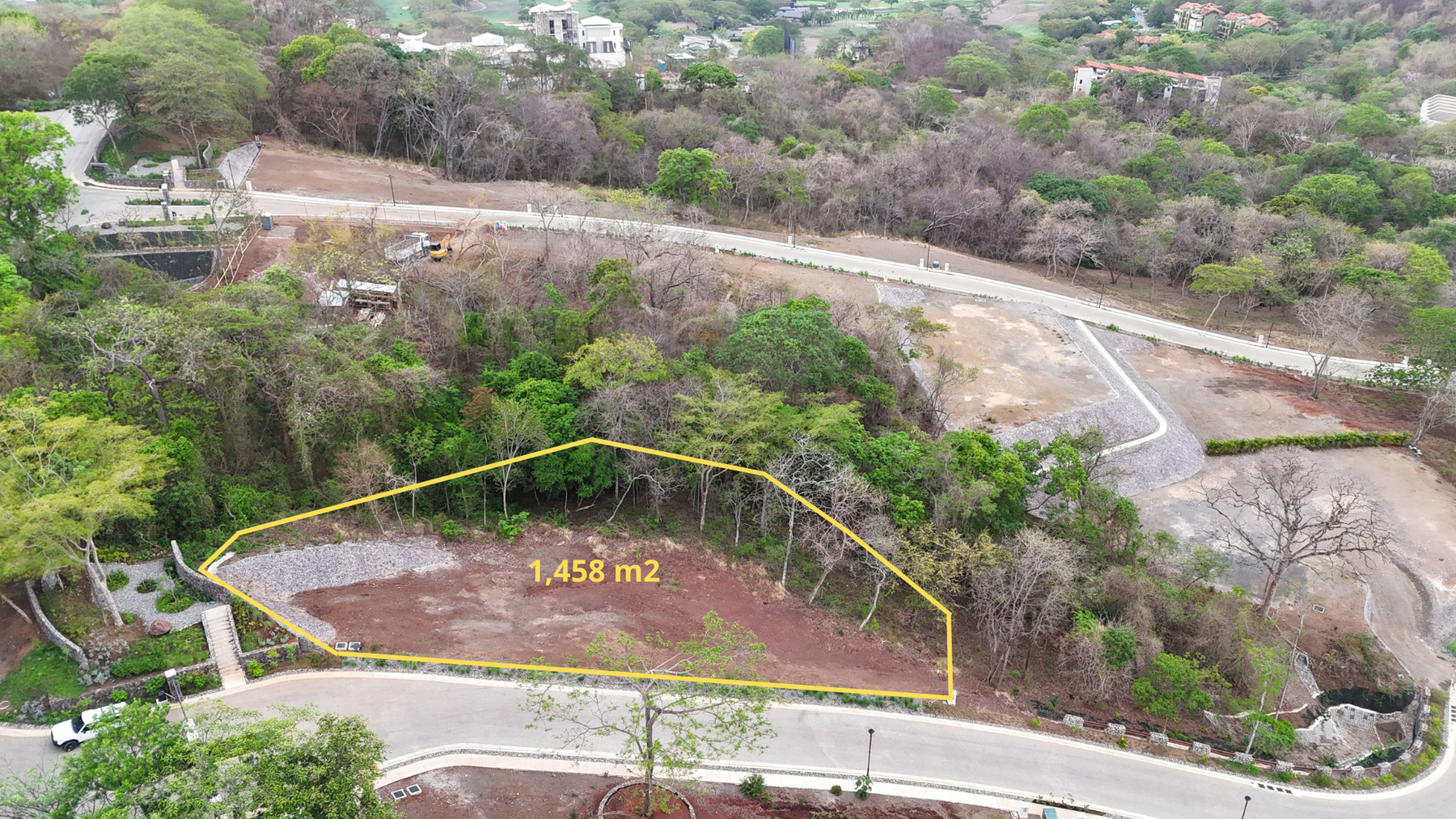 Luxury Private Lot — photo 3 of 14