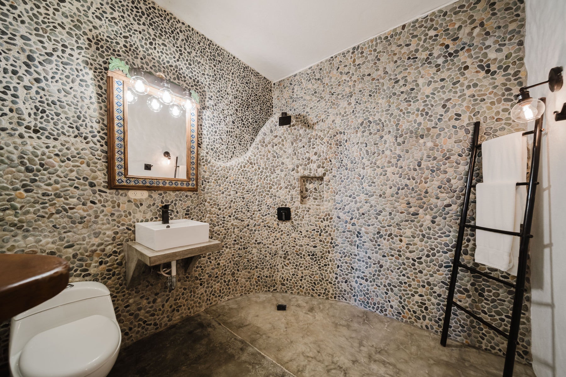 Owner financing with half down 4 Bedroom, 4 bath Ocean View Villa — photo 10 of 19