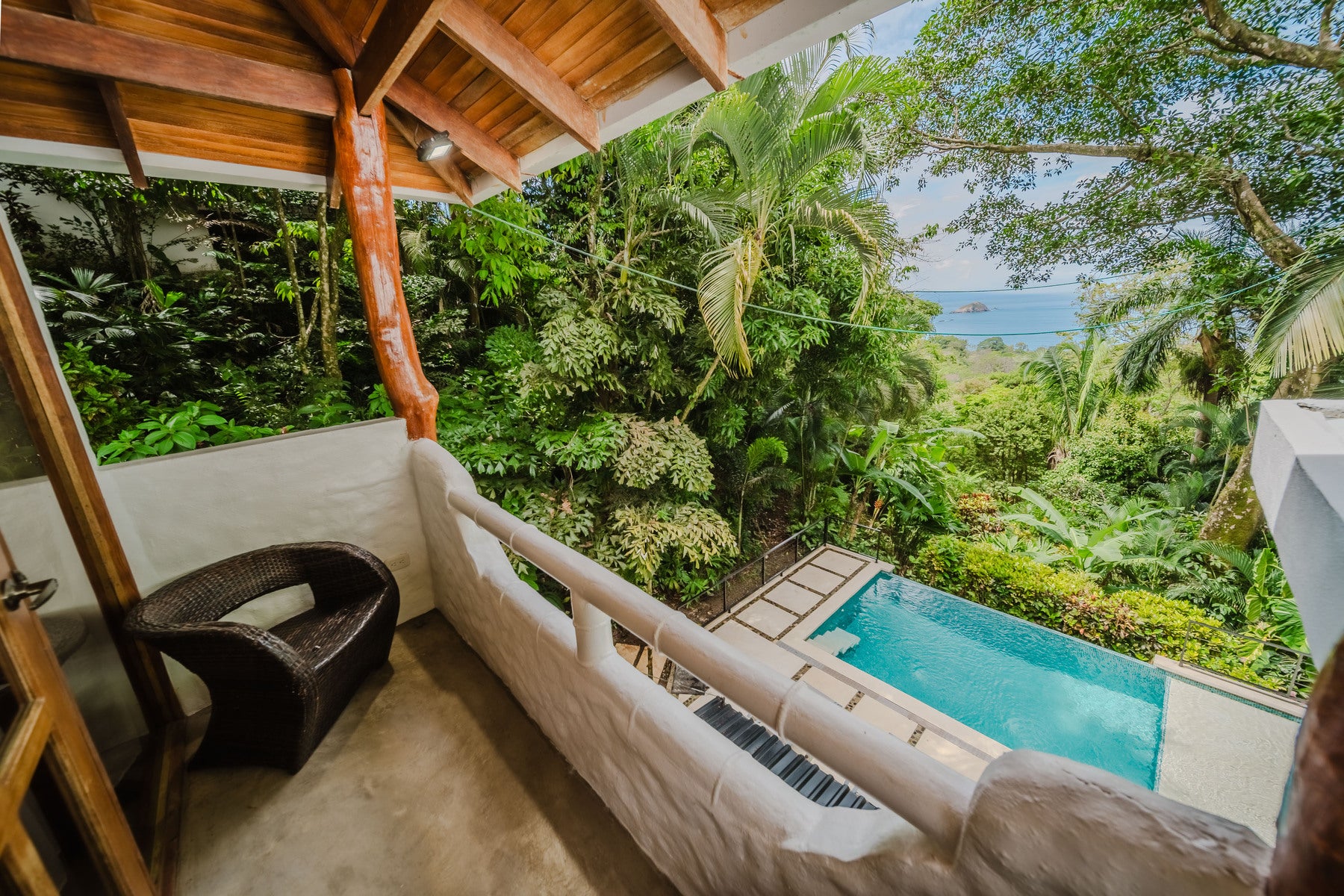 Owner financing with half down 4 Bedroom, 4 bath Ocean View Villa — photo 16 of 19