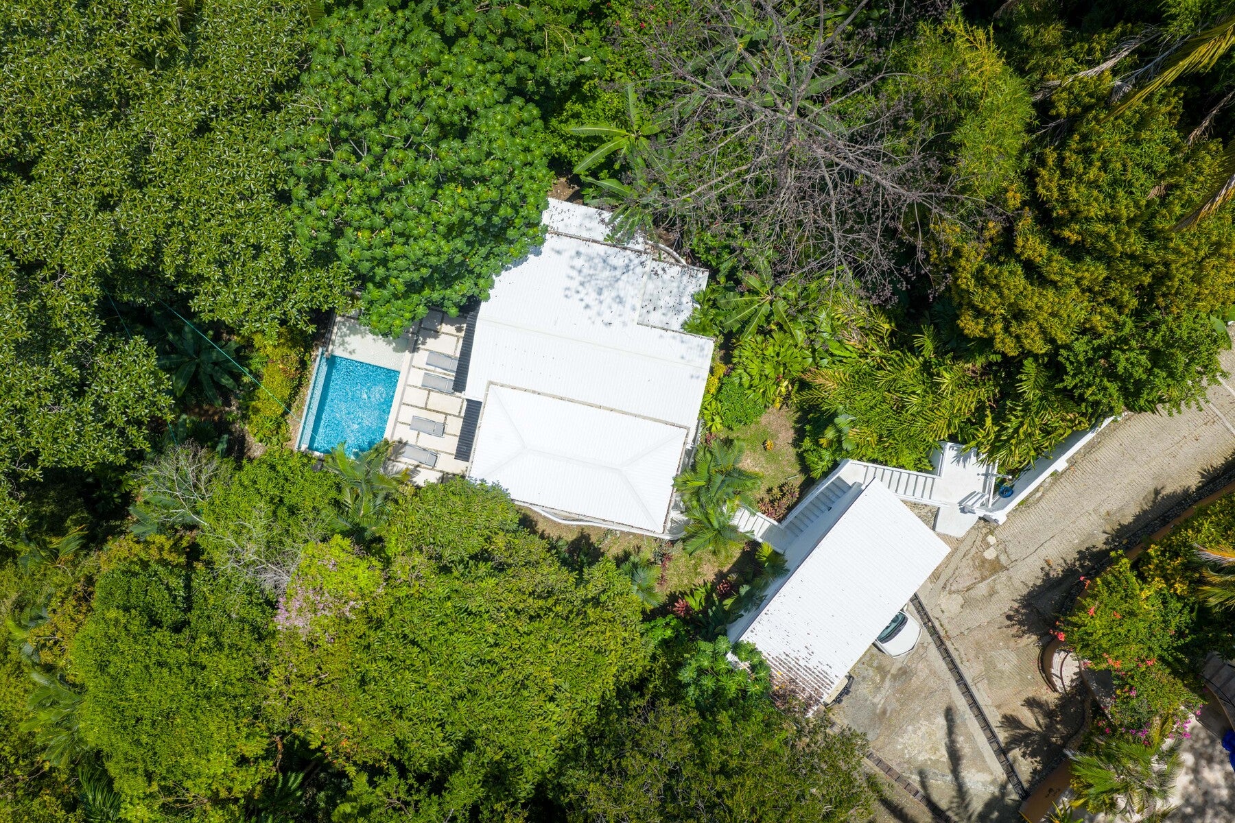 Owner financing with half down 4 Bedroom, 4 bath Ocean View Villa — photo 17 of 19
