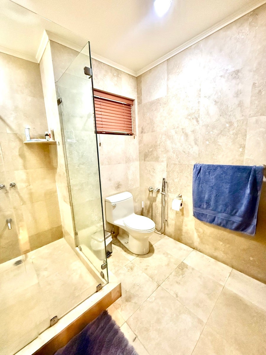 Classical Corner Home in Cerro Alto — photo 18 of 19