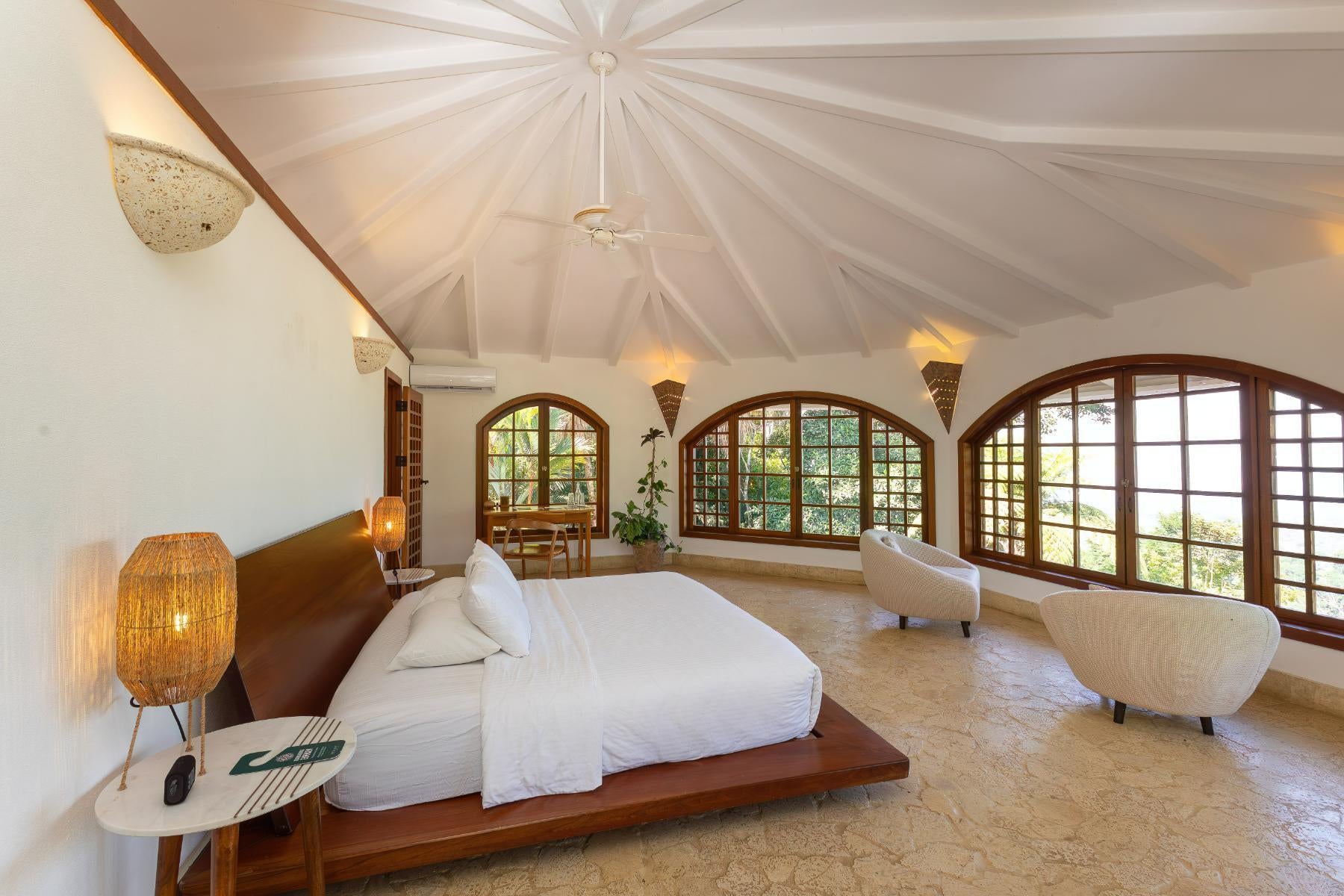 Ocean View Retreat Estate — photo 7 of 19