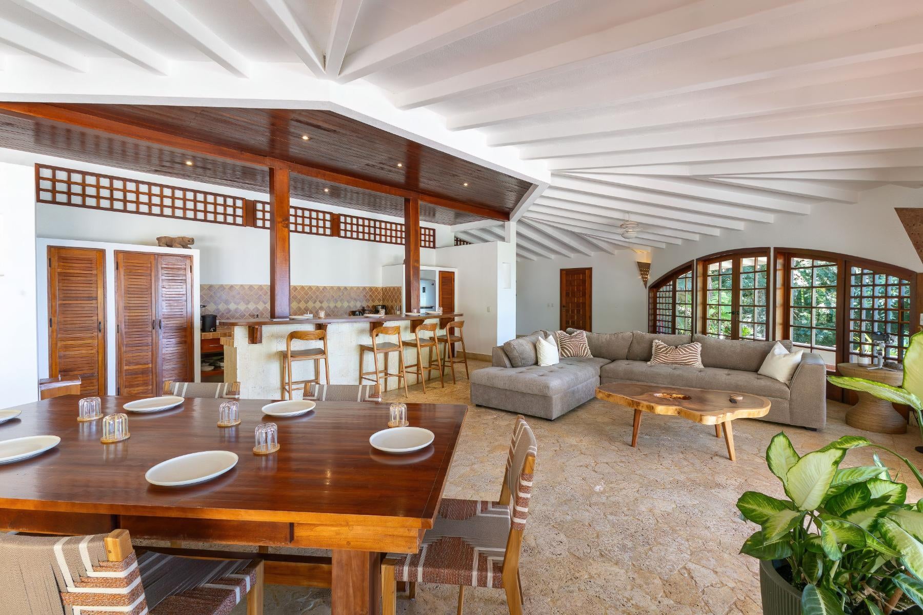 Ocean View Retreat Estate — photo 17 of 19