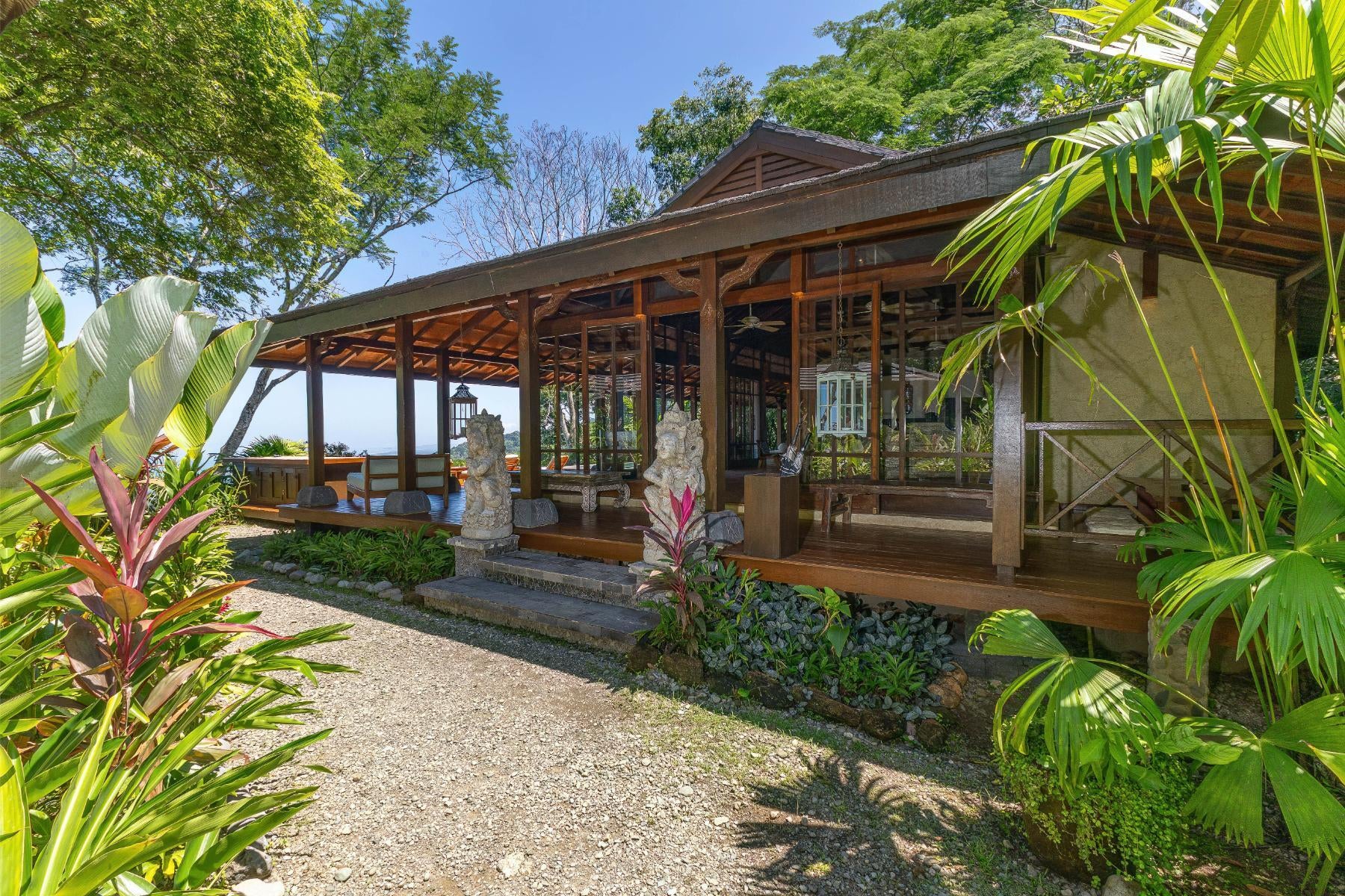 Ocean View Retreat Estate — photo 2 of 19