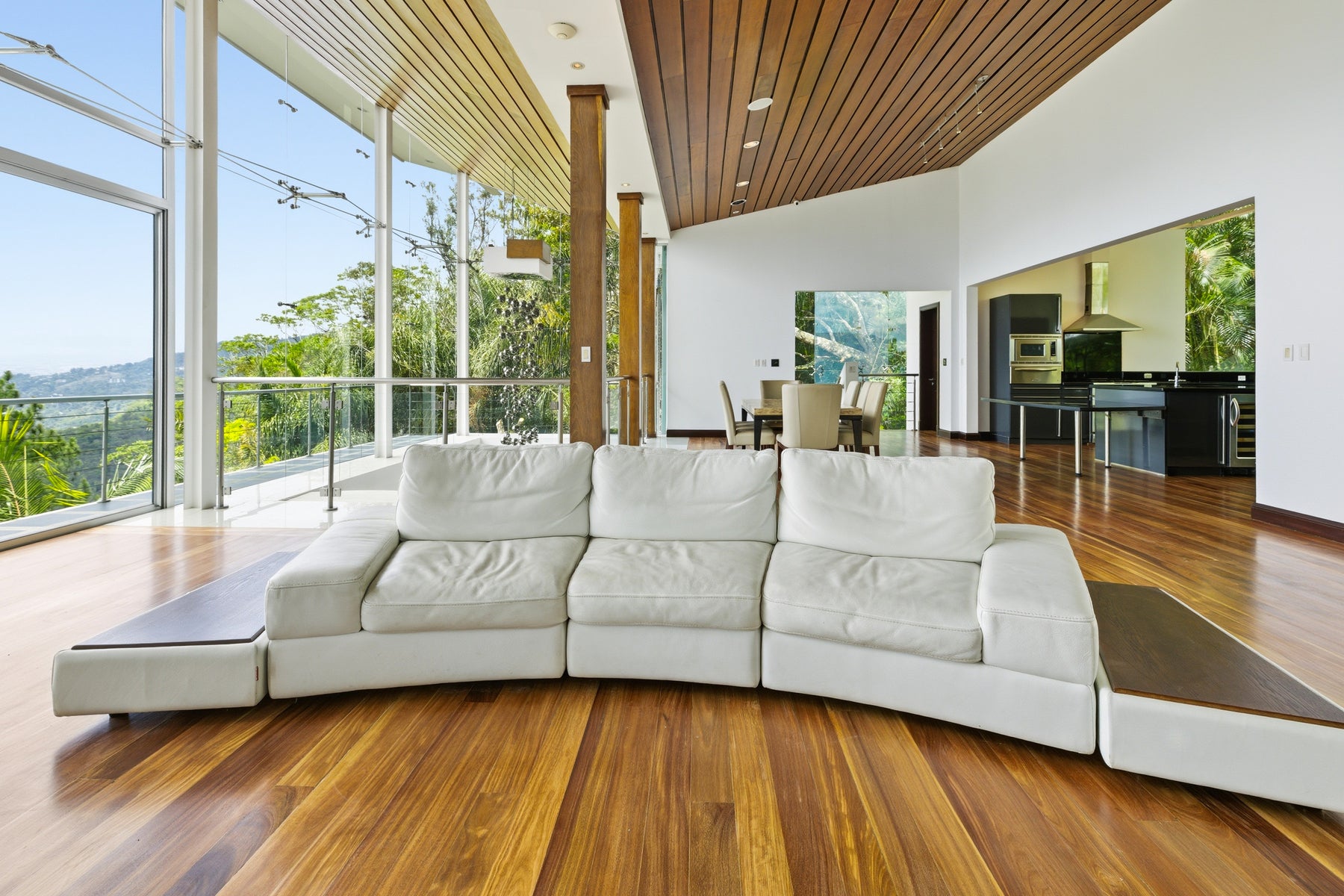 Panoramic Valley Views Retreat — photo 6 of 19