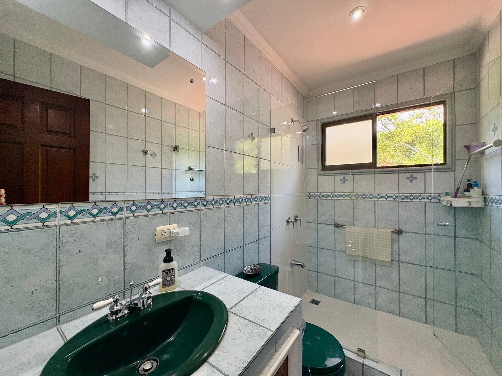 Jaboncillos Three Story Home — photo 17 of 19
