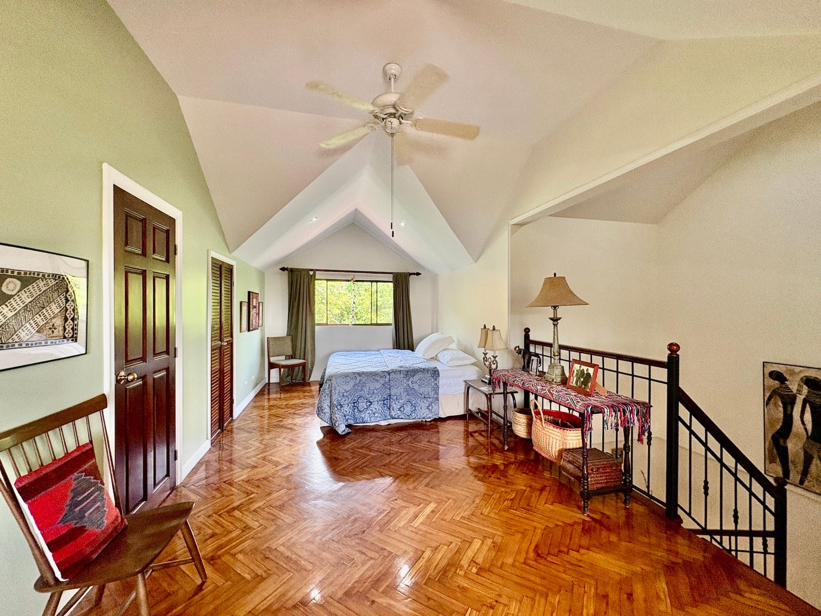 Jaboncillos Three Story Home — photo 16 of 19