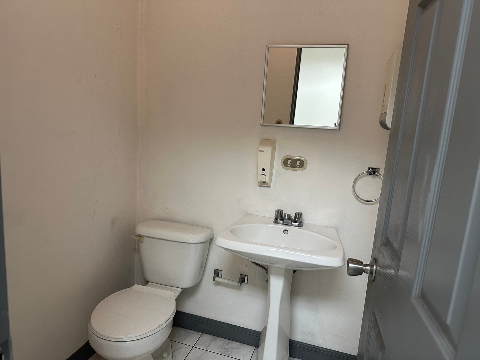 Dual Income Property  with Active Dental Clinic — photo 18 of 19