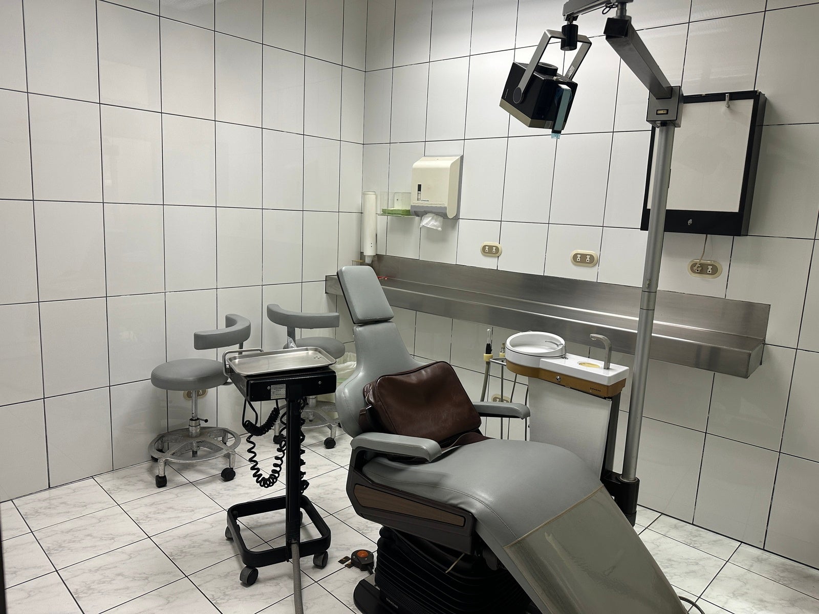 Dual Income Property  with Active Dental Clinic — photo 12 of 19