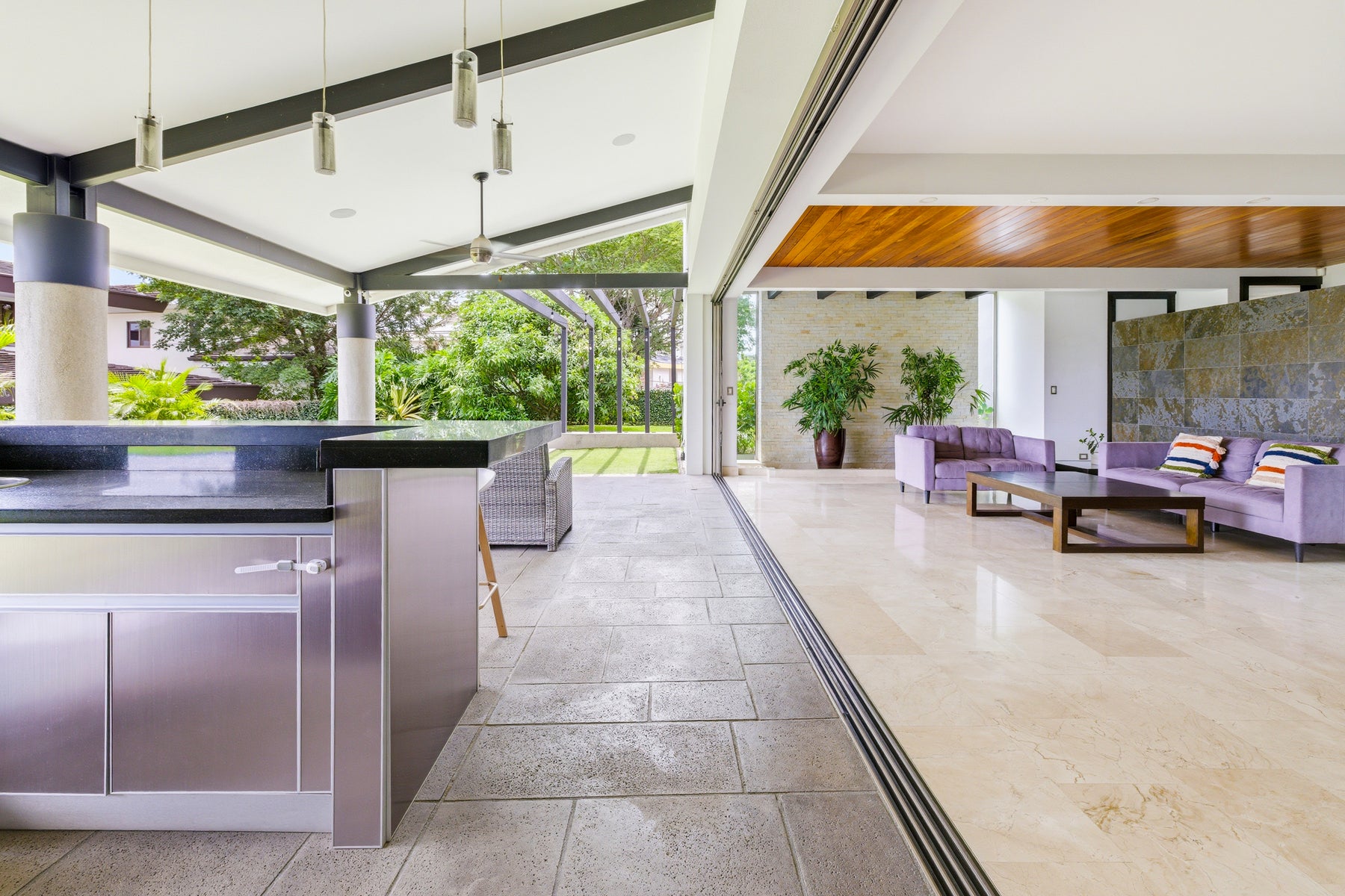Contemporary Family Residence — photo 17 of 19