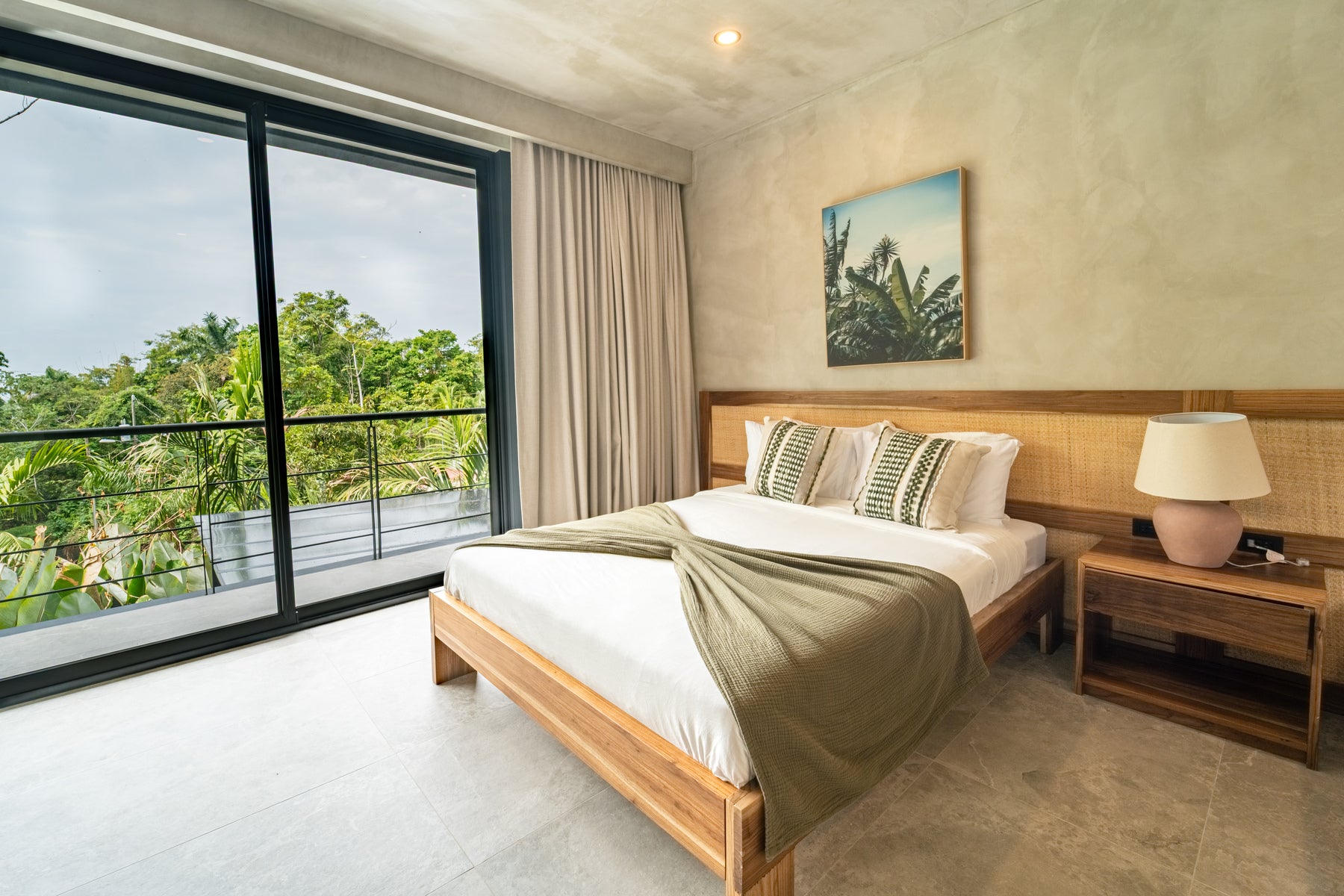 Luxury Rainforest Villa — photo 9 of 19