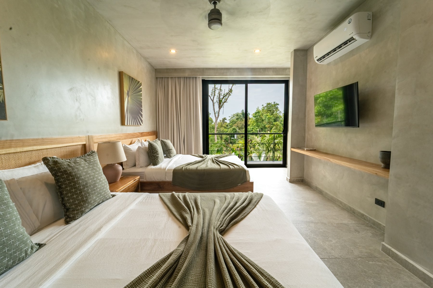 Luxury Rainforest Villa — photo 10 of 19