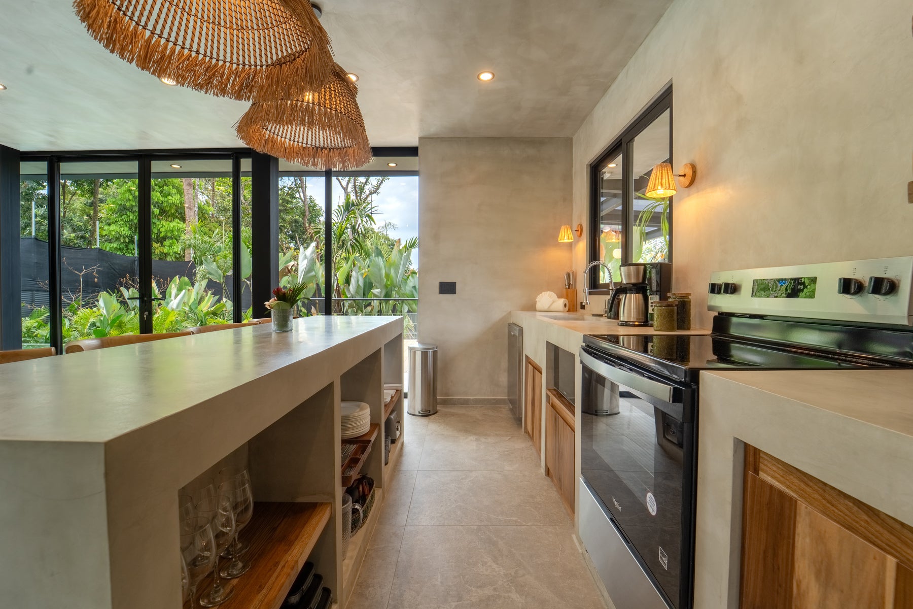 Luxury Rainforest Villa — photo 17 of 19