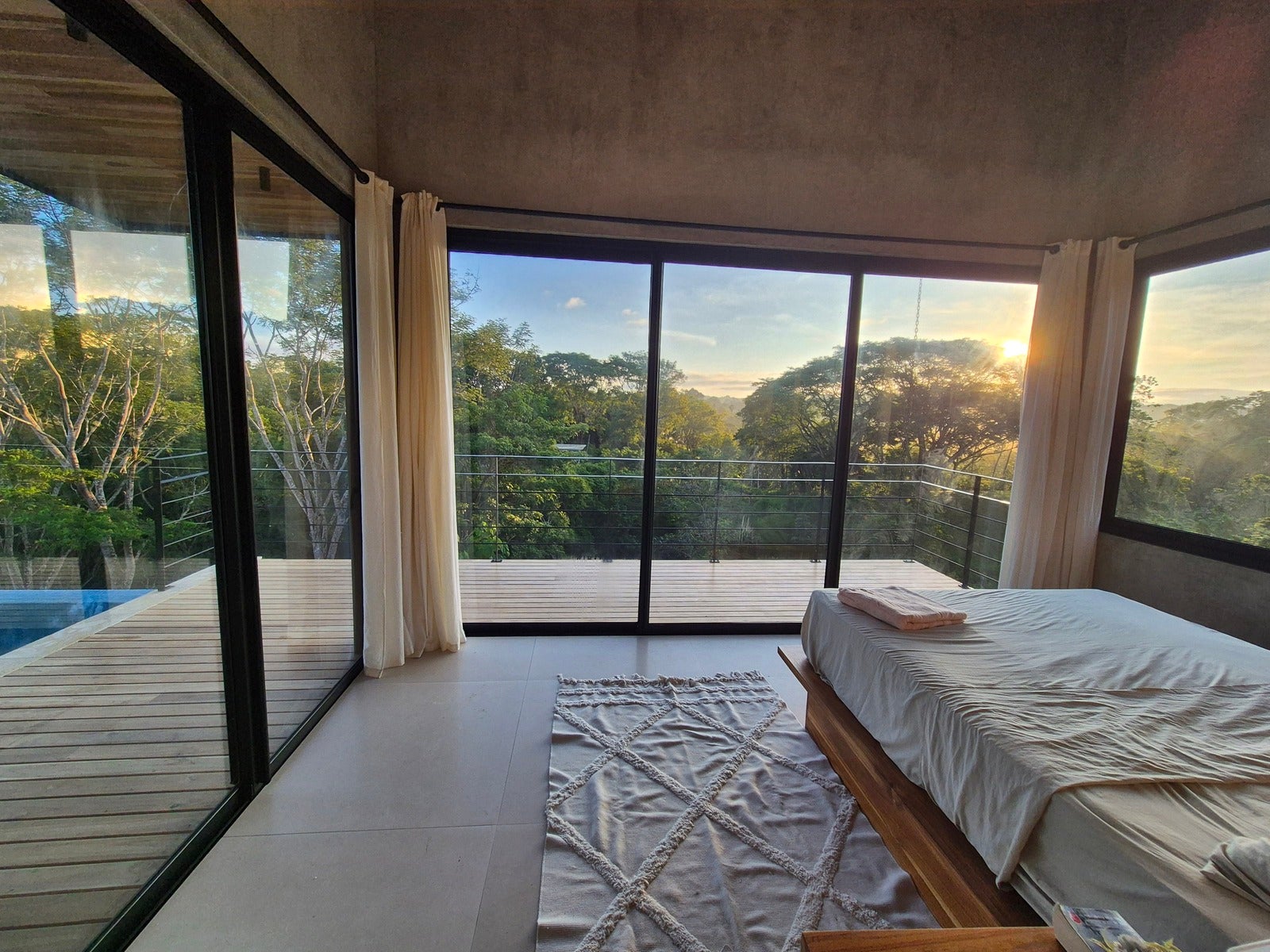 Turnkey Home with Valley Views — photo 6 of 19
