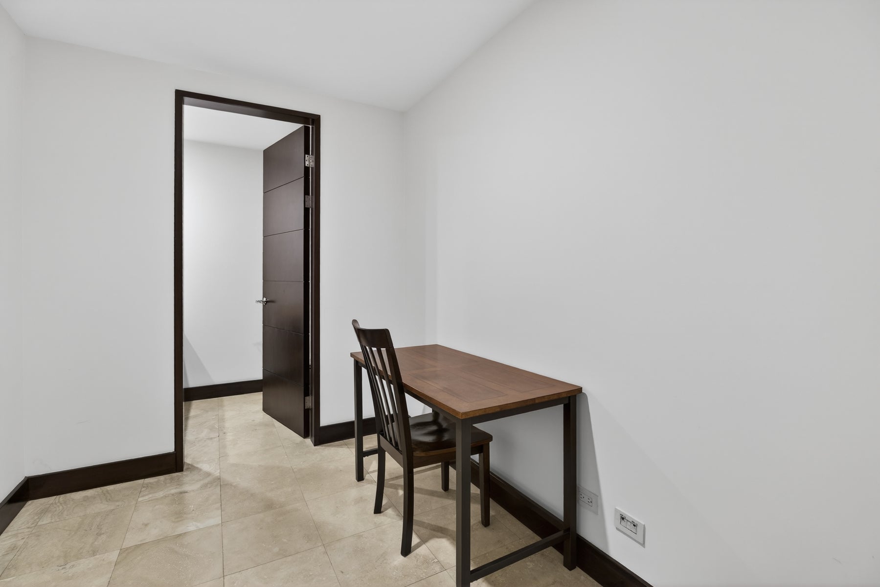 Luxury View Condo — photo 2 of 19