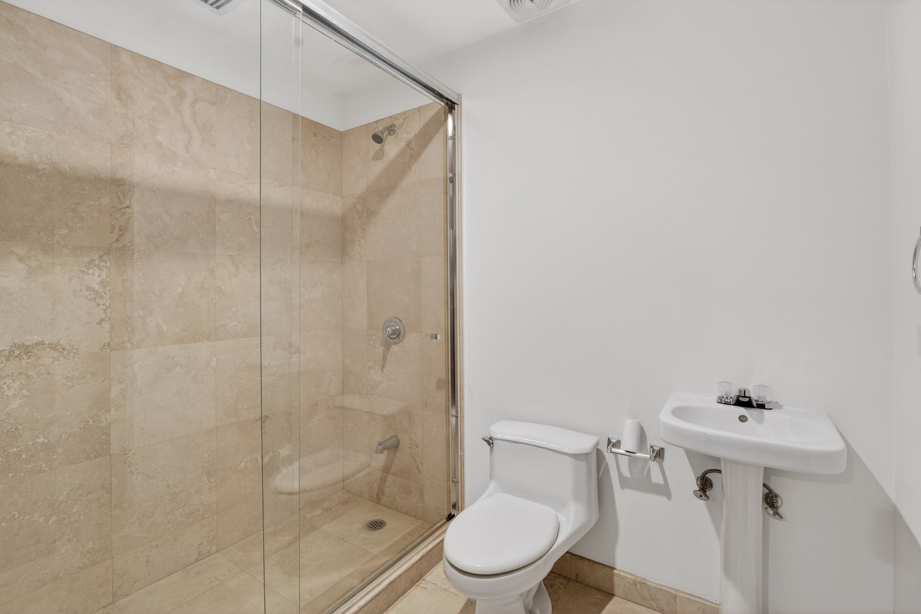 Luxury View Condo — photo 8 of 19