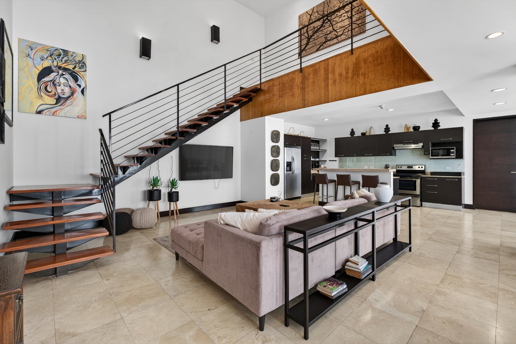 Luxury Penthouse — photo 4 of 19