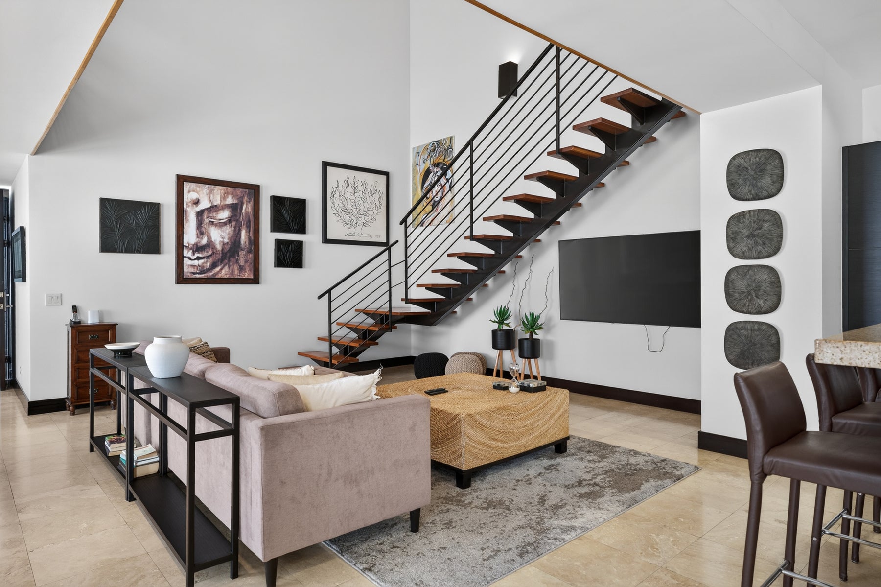 Luxury Penthouse — photo 9 of 19