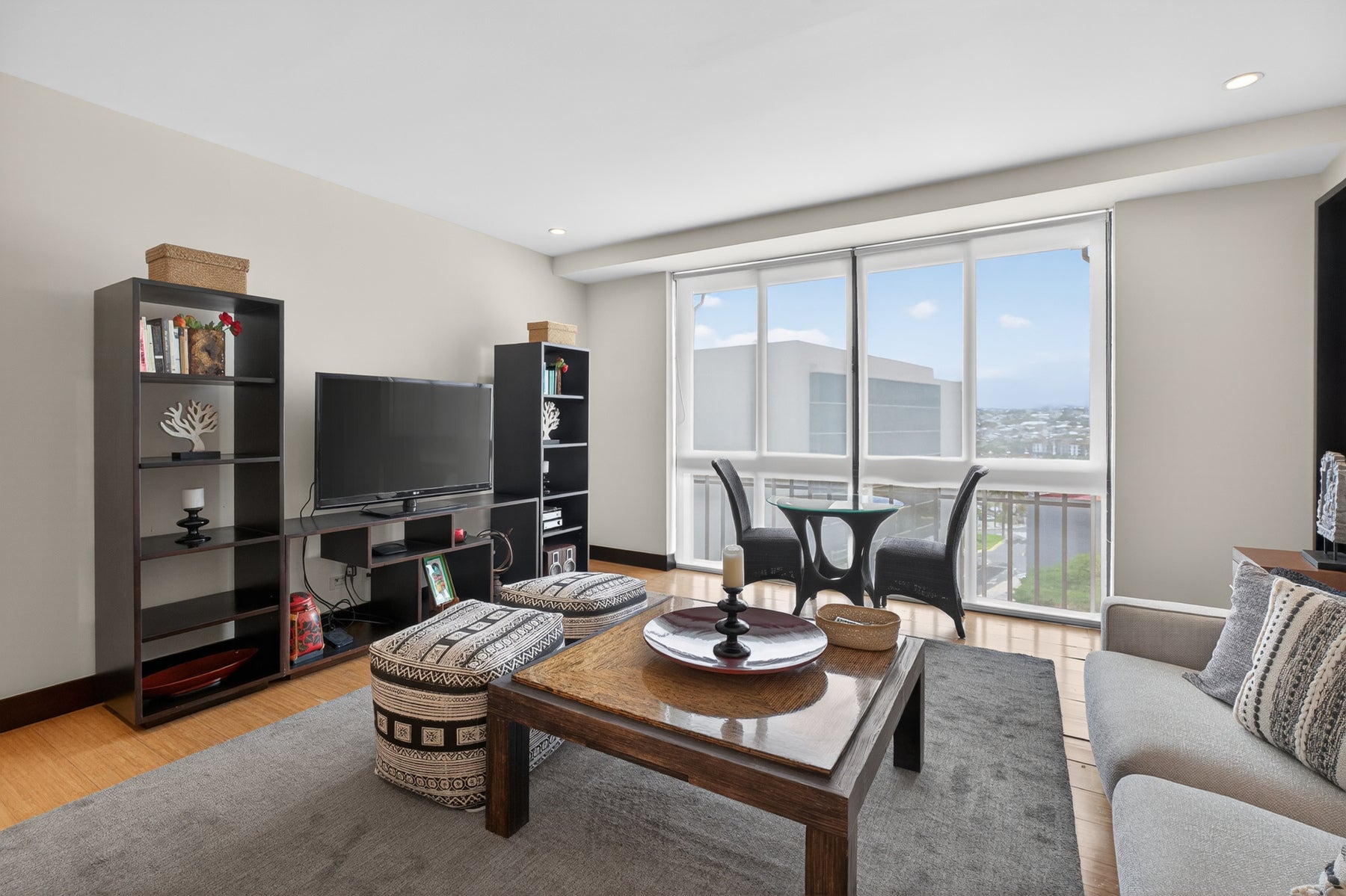 Luxury Penthouse — photo 11 of 19