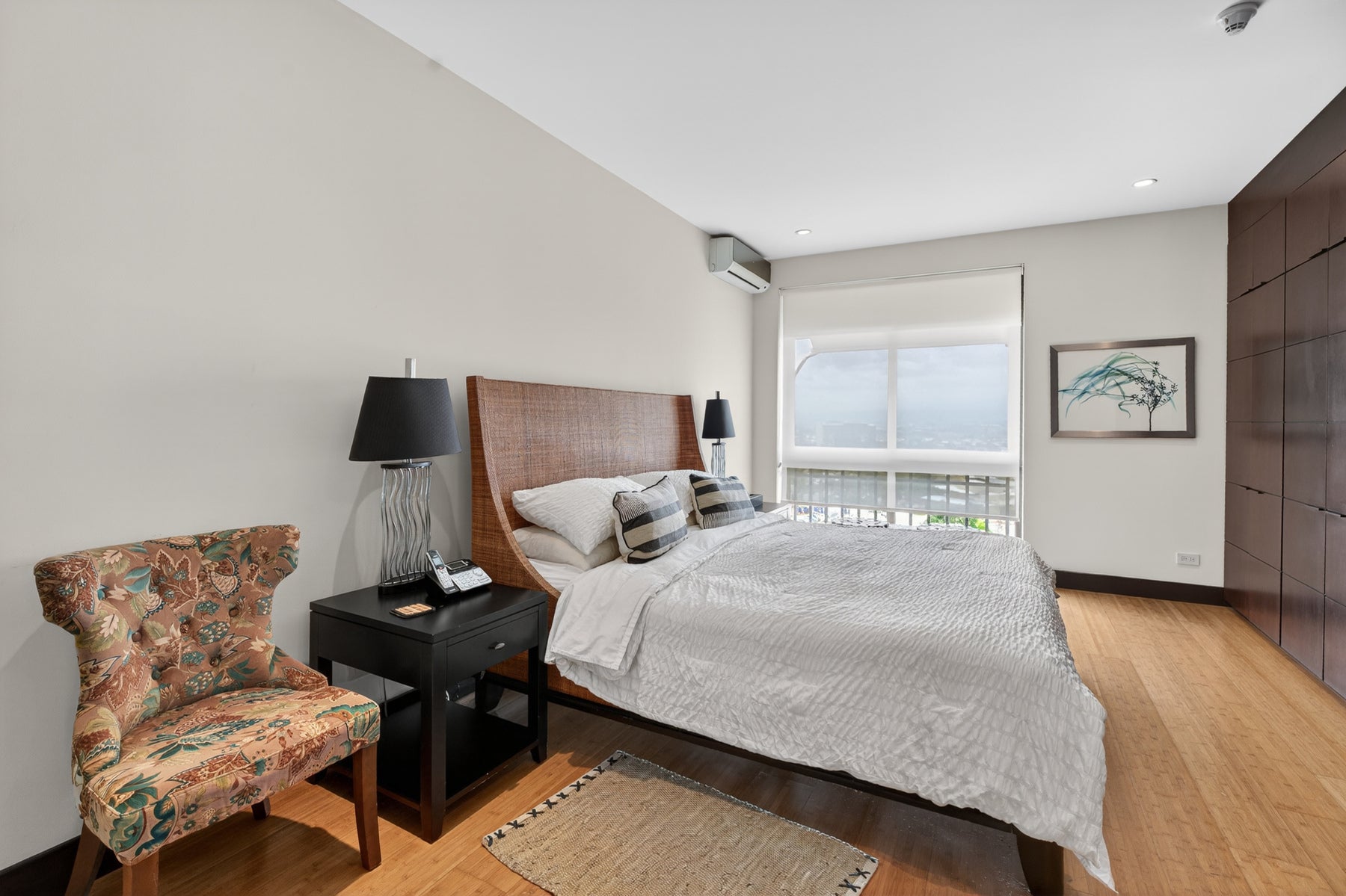 Luxury Penthouse — photo 12 of 19