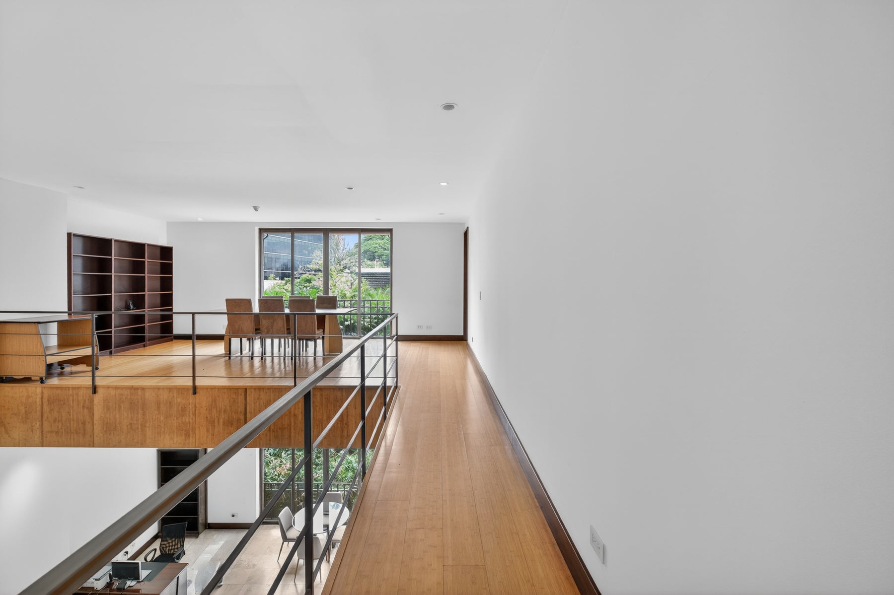 Ground Floor Luxury Condo — photo 11 of 19