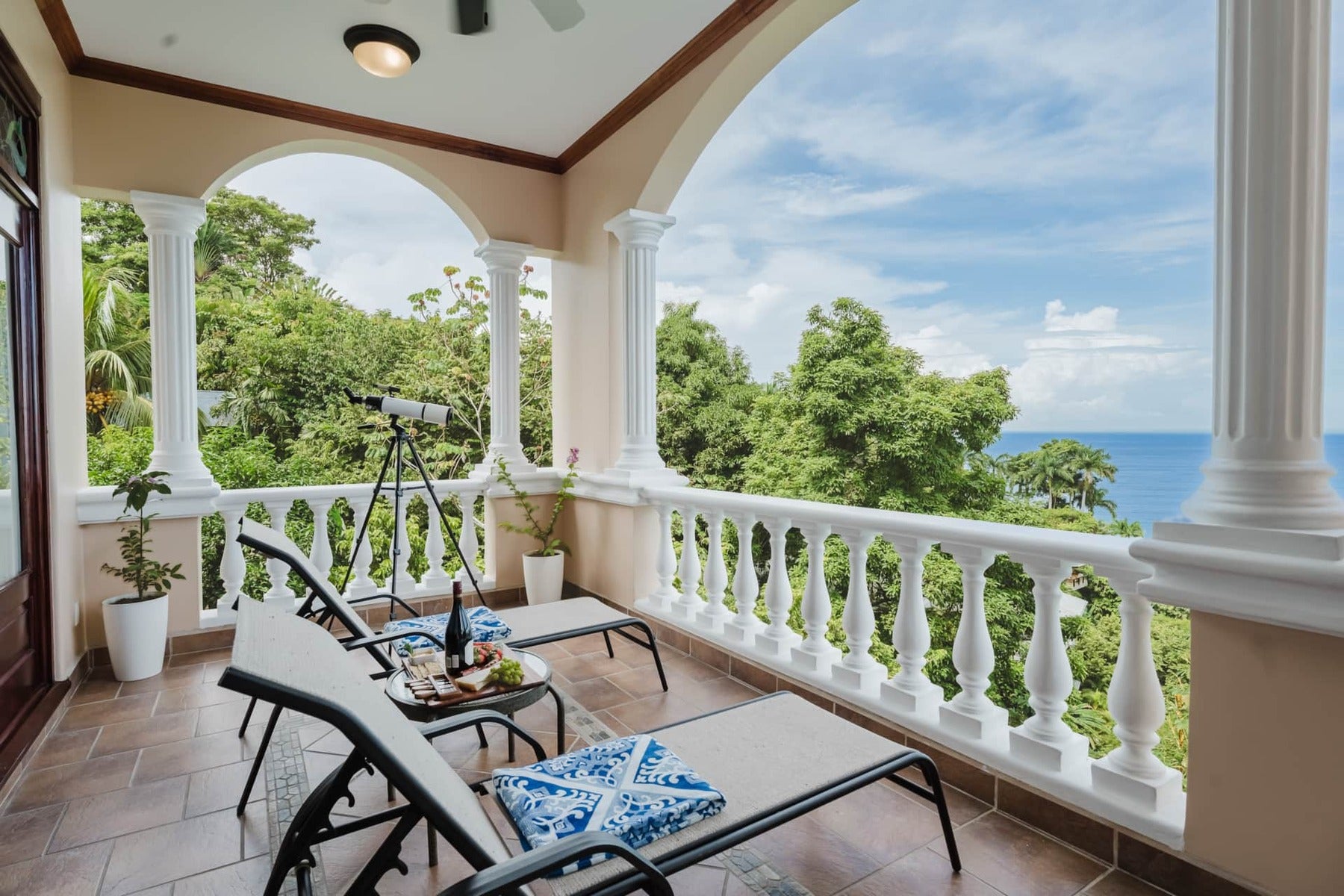Pacifico Colonial Manuel Antonio, #2 South — photo 5 of 19