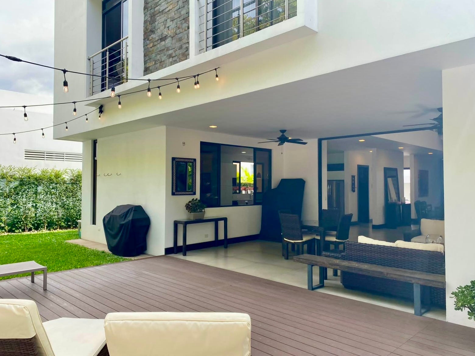 Where Modern Architecture meets the Warmth of Community Bosques de Carao — photo 6 of 19