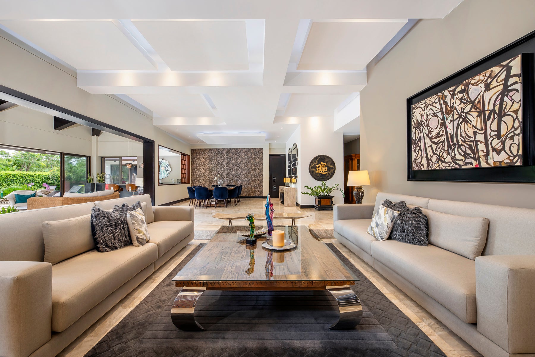 Single Level Luxury Estate — photo 4 of 19