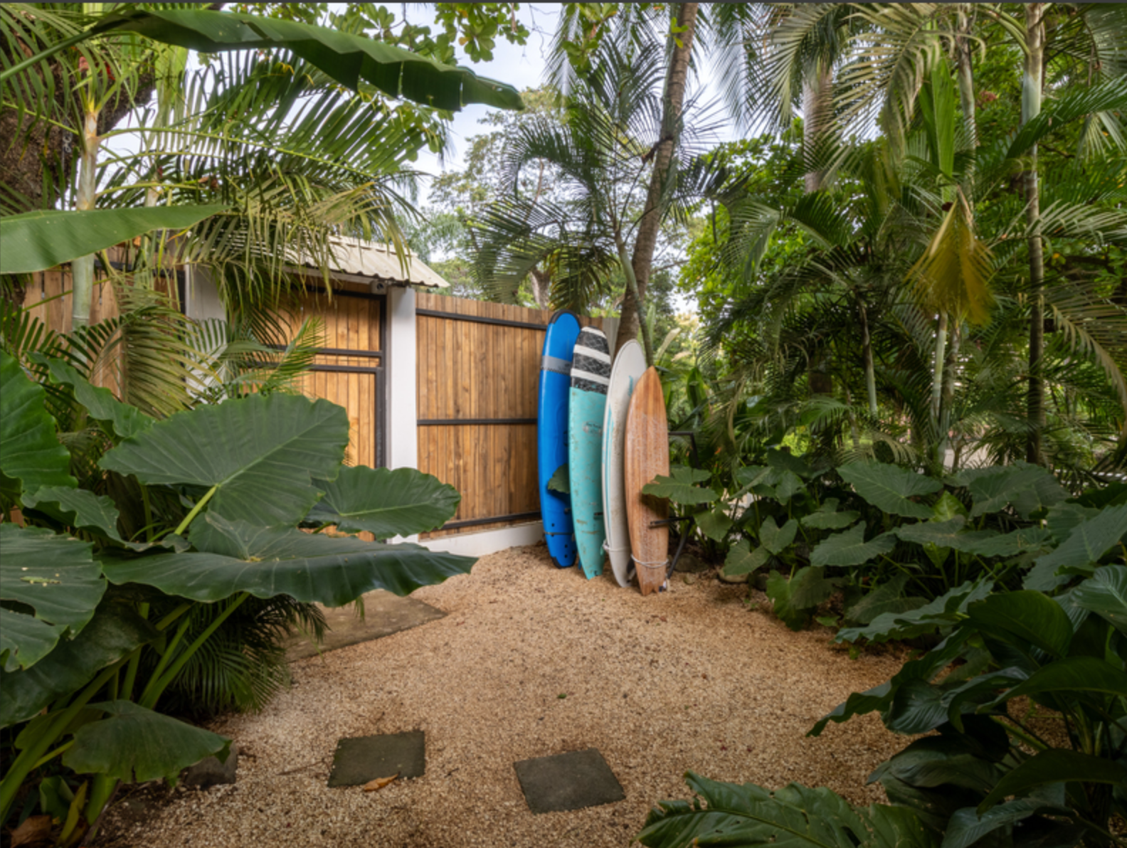 Multi Unit in North Santa Teresa, Santa Teresa, Cobano, Puntarenas, Puntarenas, Costa Rica 60111