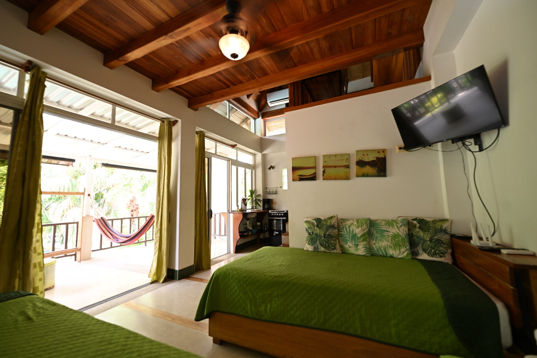 Turnkey Multi-Unit Property with Pool Near Beach, Santa Teresa, Cobano, Puntarenas, Puntarenas, Costa Rica 60111