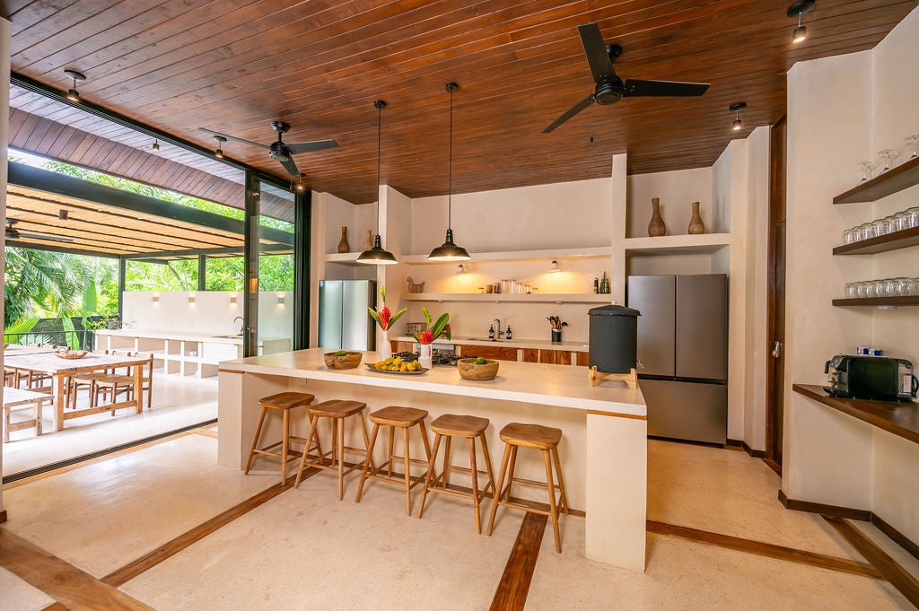 Stunning Seven Bedroom Home in the Heart of Hermosa, Playa Hermosa, Playa Hermosa, Santa Teresa, Cobano, Puntarenas, Puntarenas, Costa Rica 60111
