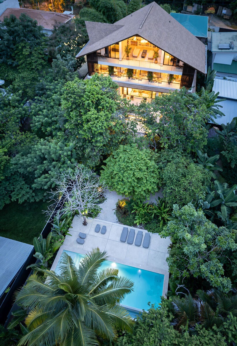 Stunning Seven Bedroom Home in the Heart of Hermosa, Playa Hermosa, Playa Hermosa, Santa Teresa, Cobano, Puntarenas, Puntarenas, Costa Rica 60111