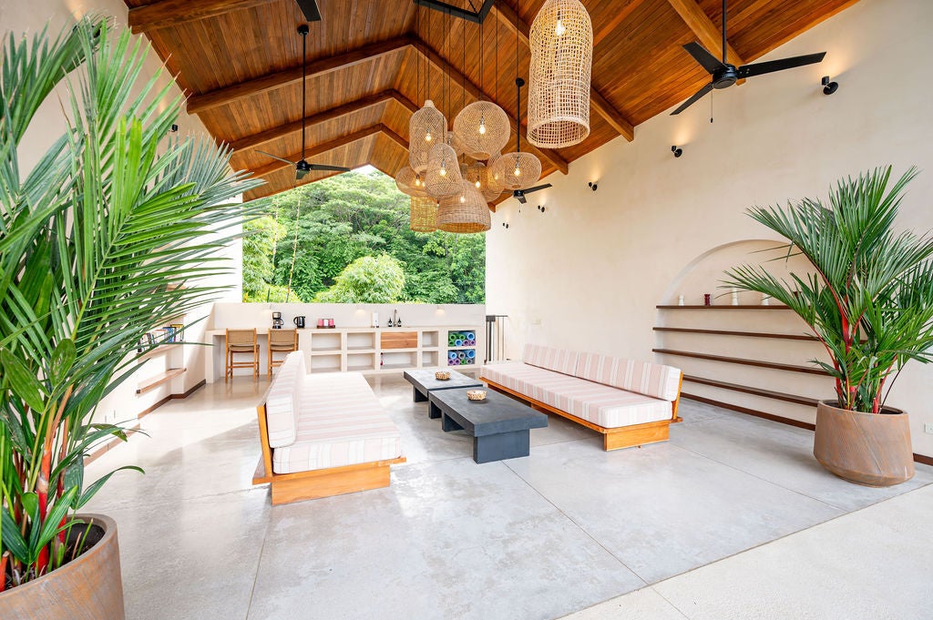Stunning Seven Bedroom Home in the Heart of Hermosa, Playa Hermosa, Playa Hermosa, Santa Teresa, Cobano, Puntarenas, Puntarenas, Costa Rica 60111