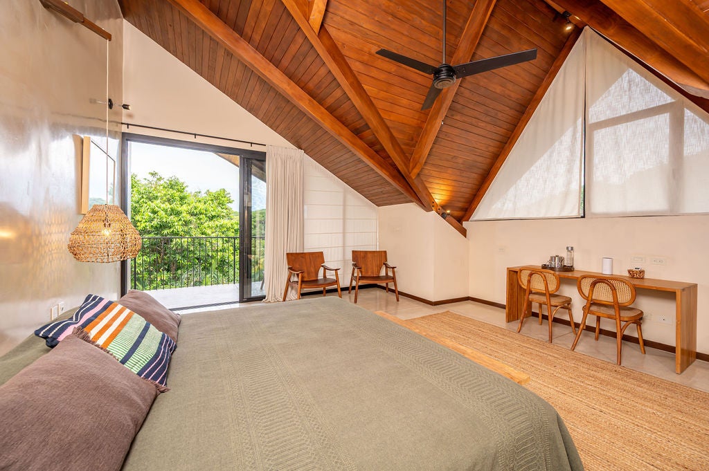 Stunning Seven Bedroom Home in the Heart of Hermosa, Playa Hermosa, Playa Hermosa, Santa Teresa, Cobano, Puntarenas, Puntarenas, Costa Rica 60111