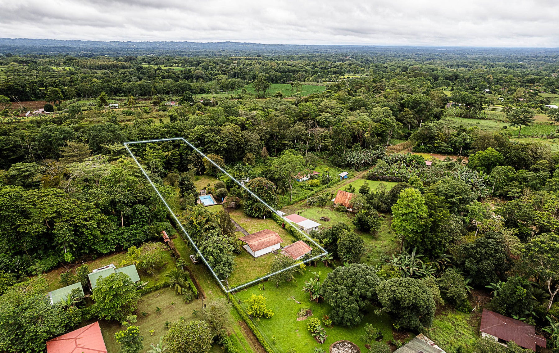 Tropical Property With Pool And Cabinas , La Fortuna, La Fortuna, Lake Arenal, San Ramon, San Carlos, Alajuela, Costa Rica 20213 Tropical Property With Pool And Cabinas , La Fortuna, La Fortuna, Lake Arenal, San Ramon, San Carlos, Alajuela, Costa Rica 20213