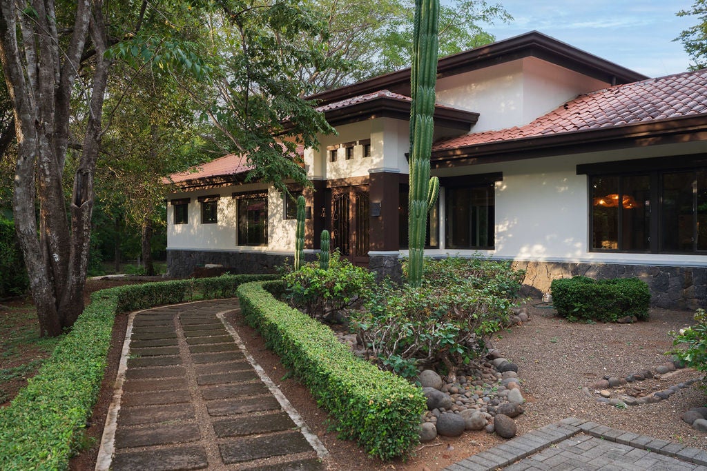 Colonial Luxury Estate, Las Brisas, Hacienda Pinilla, Tamarindo, Santa Cruz, Guanacaste, Costa Rica 50309