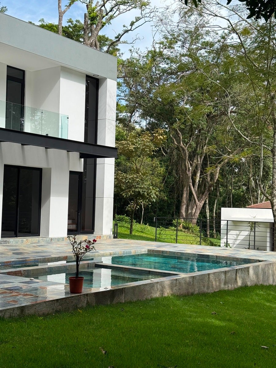 Move in Ready , San Jose, Santa Ana, Santa Ana, San Jose, Costa Rica 10901