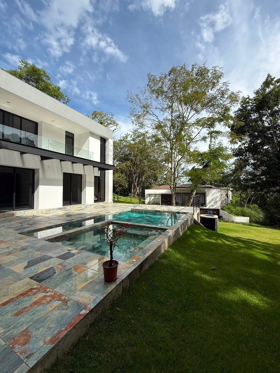 Move in Ready , San Jose, Santa Ana, Santa Ana, San Jose, Costa Rica 10901