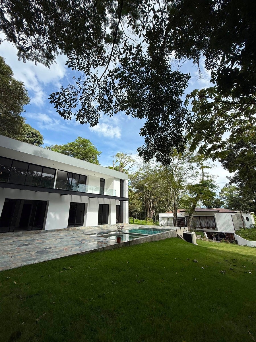 Move in Ready , San Jose, Santa Ana, Santa Ana, San Jose, Costa Rica 10901