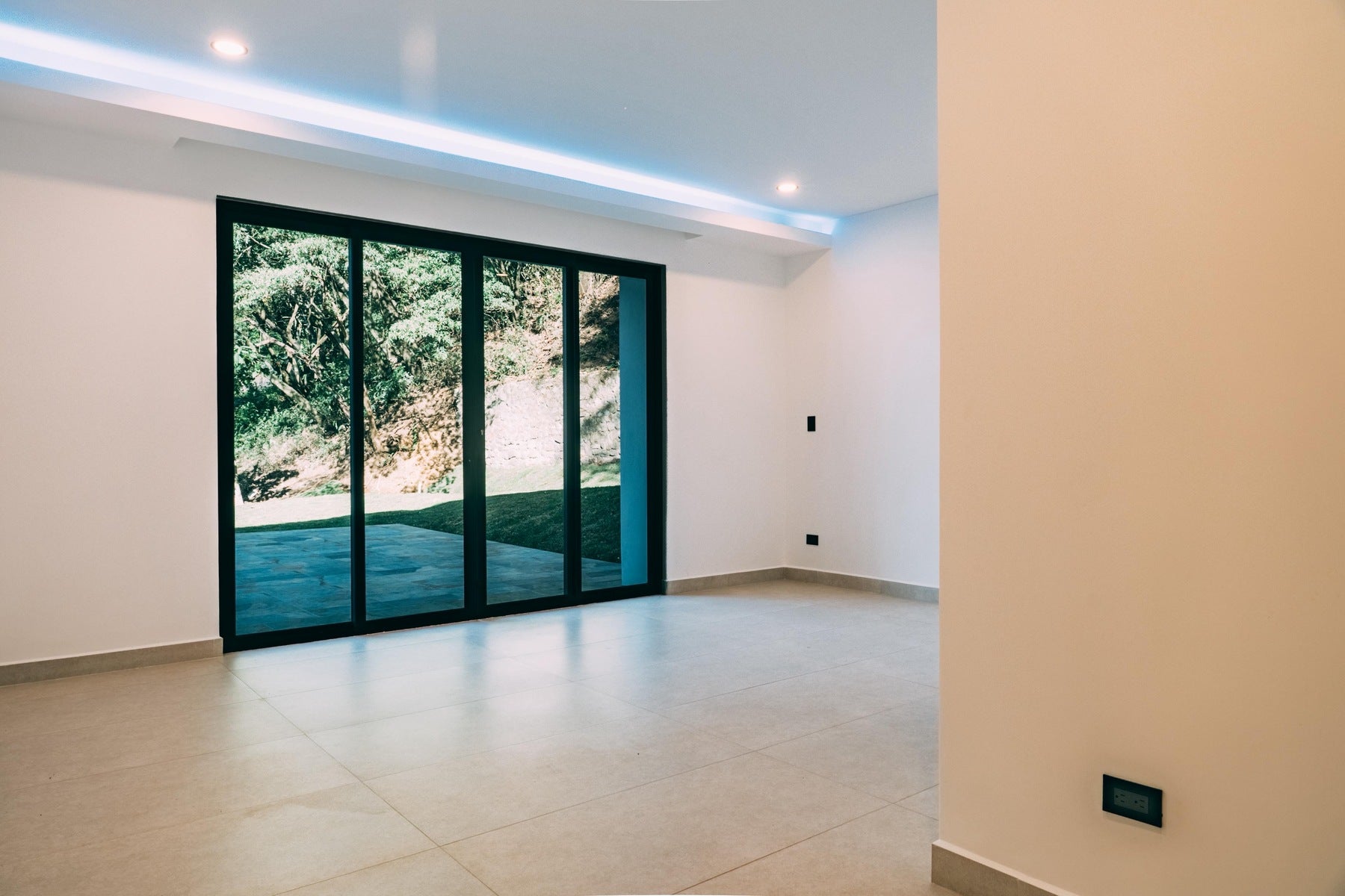 Move in Ready , San Jose, Santa Ana, Santa Ana, San Jose, Costa Rica 10901