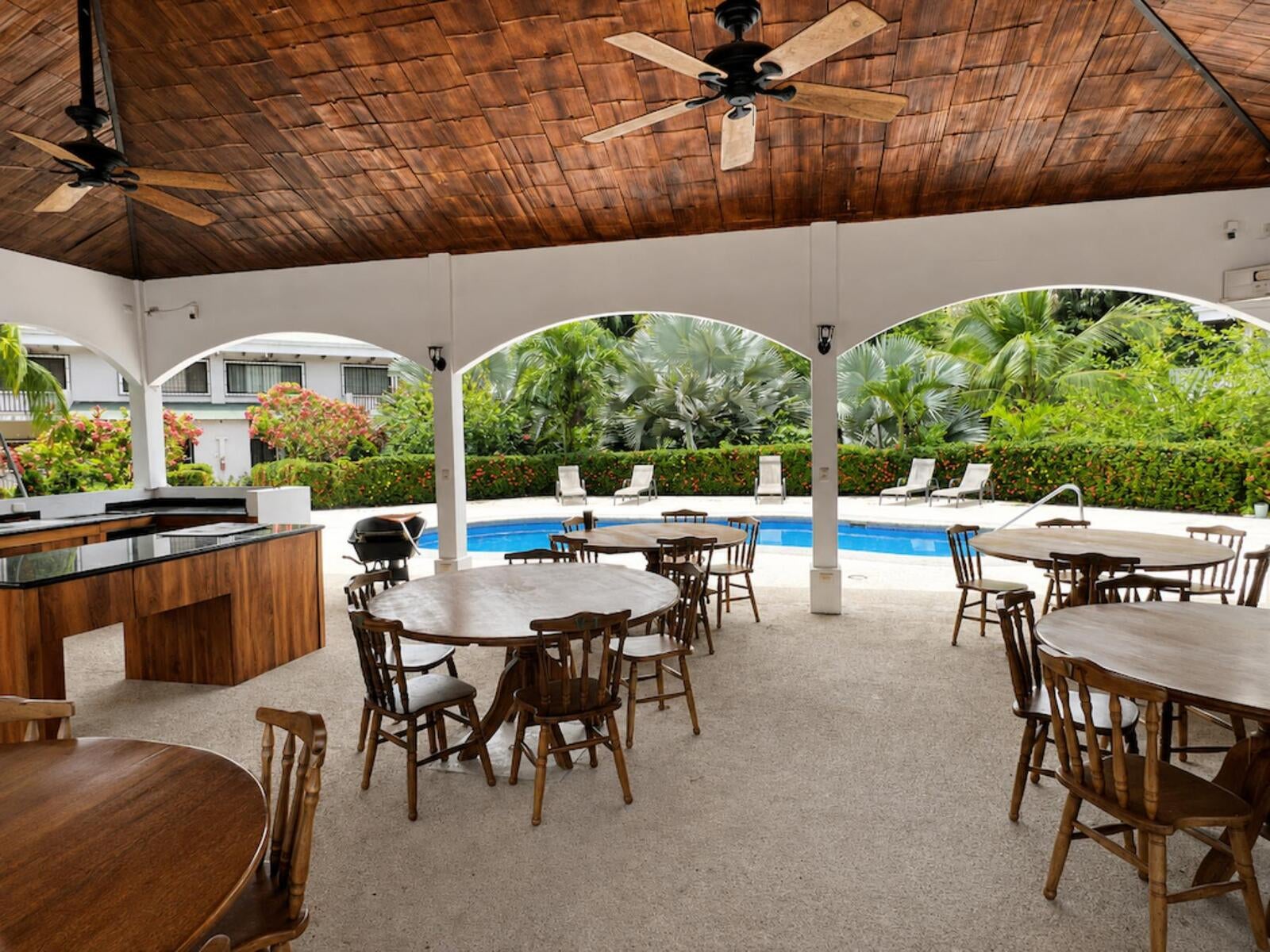 Poolside Condo Fully Furnished, Quepos, Quepos, Manuel Antonio, Quepo S, Quepos, Puntarenas, Costa Rica 60504