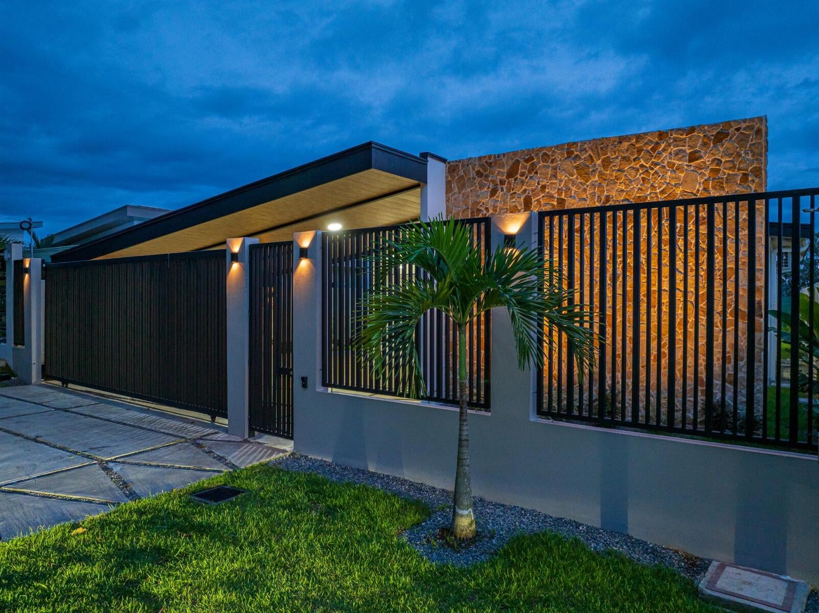  Brand New Modern Tropical Home, Uvita, Uvita, Dominical, Bahia Ballena, Osa, Puntarenas, Costa Rica 60504
