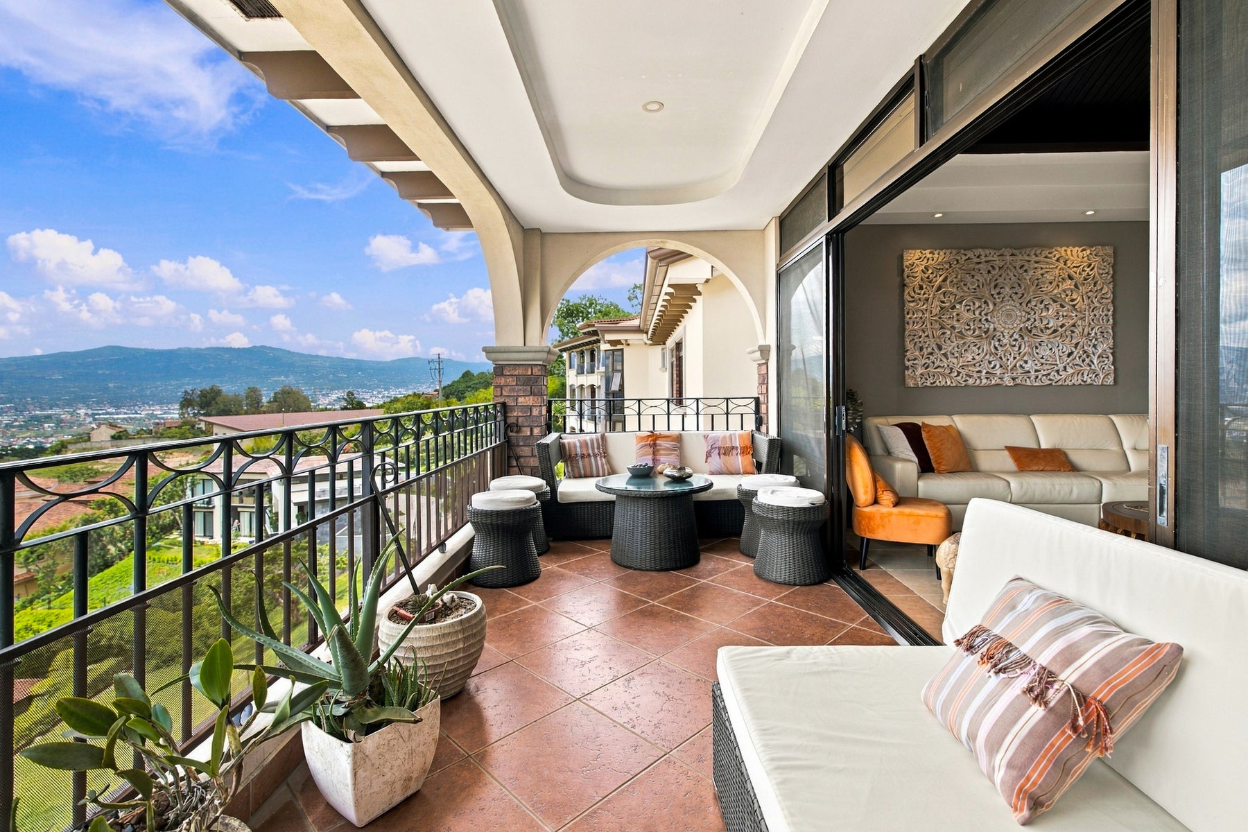 Mountain View Luxury Penthouse, Altos De Monasterio, Santa Ana, Salitral, Santa Ana, San Jose, Costa Rica