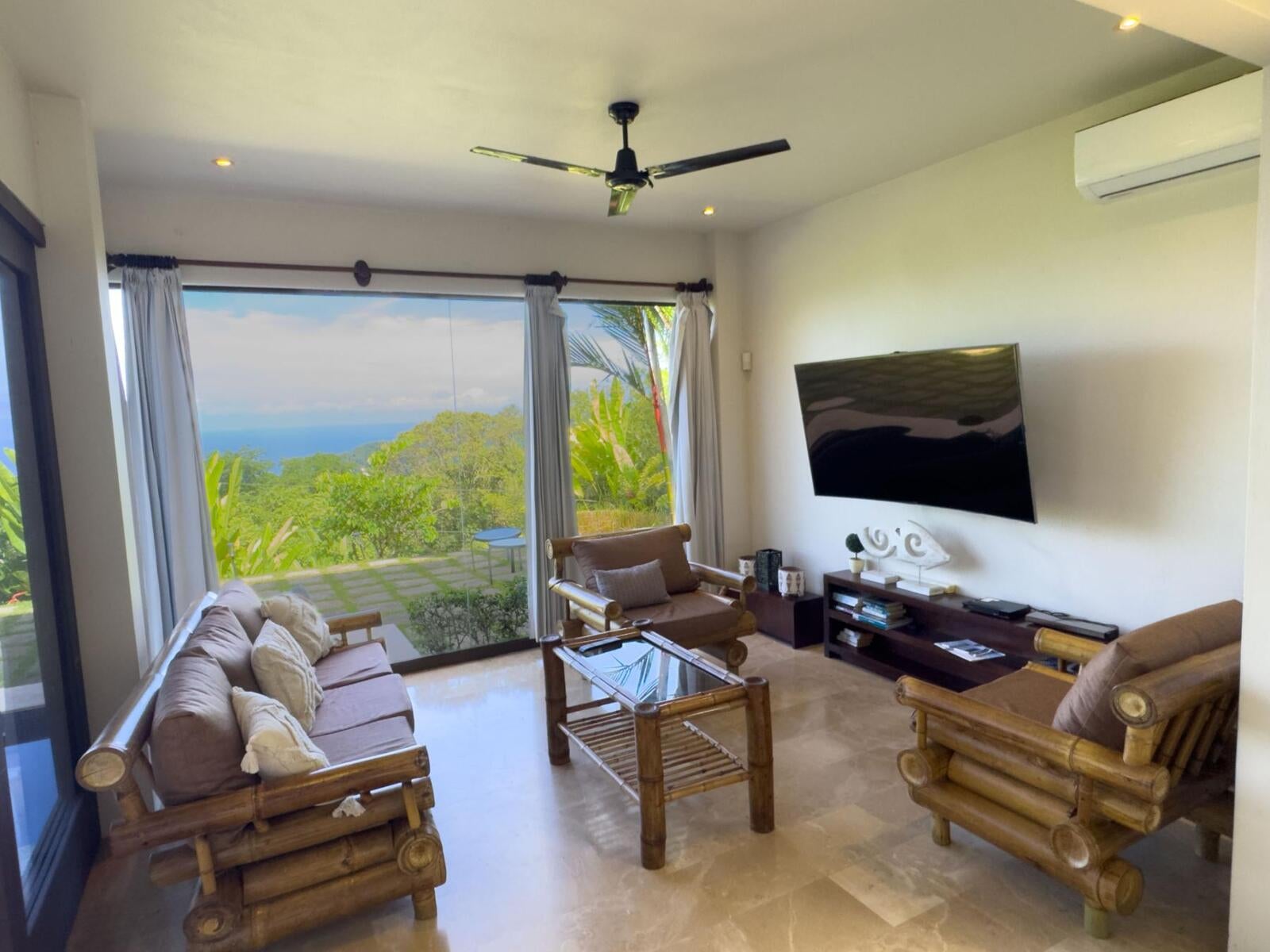 Stylish Four Bedroom Home , Dominicalito, Dominicalito, Dominical, Bahia Ballena, Osa, Puntarenas, Costa Rica 60504